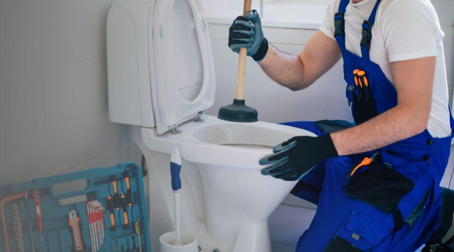 Professional emergency plumbing in Vaiden, MS